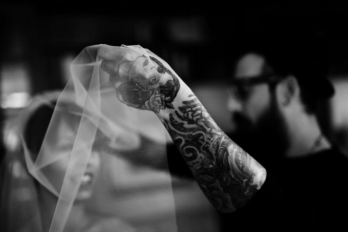 Valentina and Mijlous wedding in Puglia: timeless charm