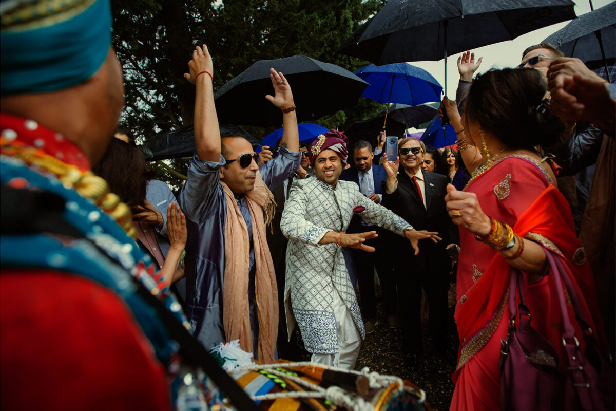 Matrimonio indiano in Toscana: l’atmosfera della campagna, i colori e le tradizioni