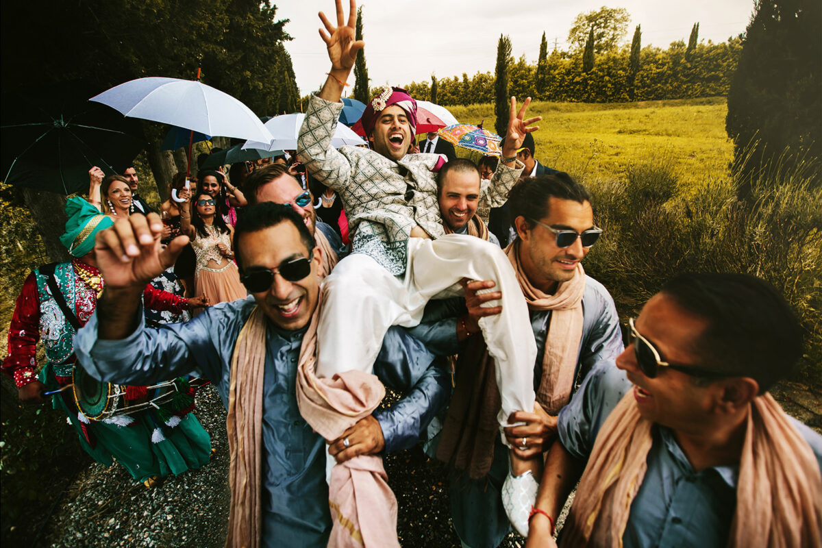 Matrimonio indiano in Toscana: l’atmosfera della campagna, i colori e le tradizioni