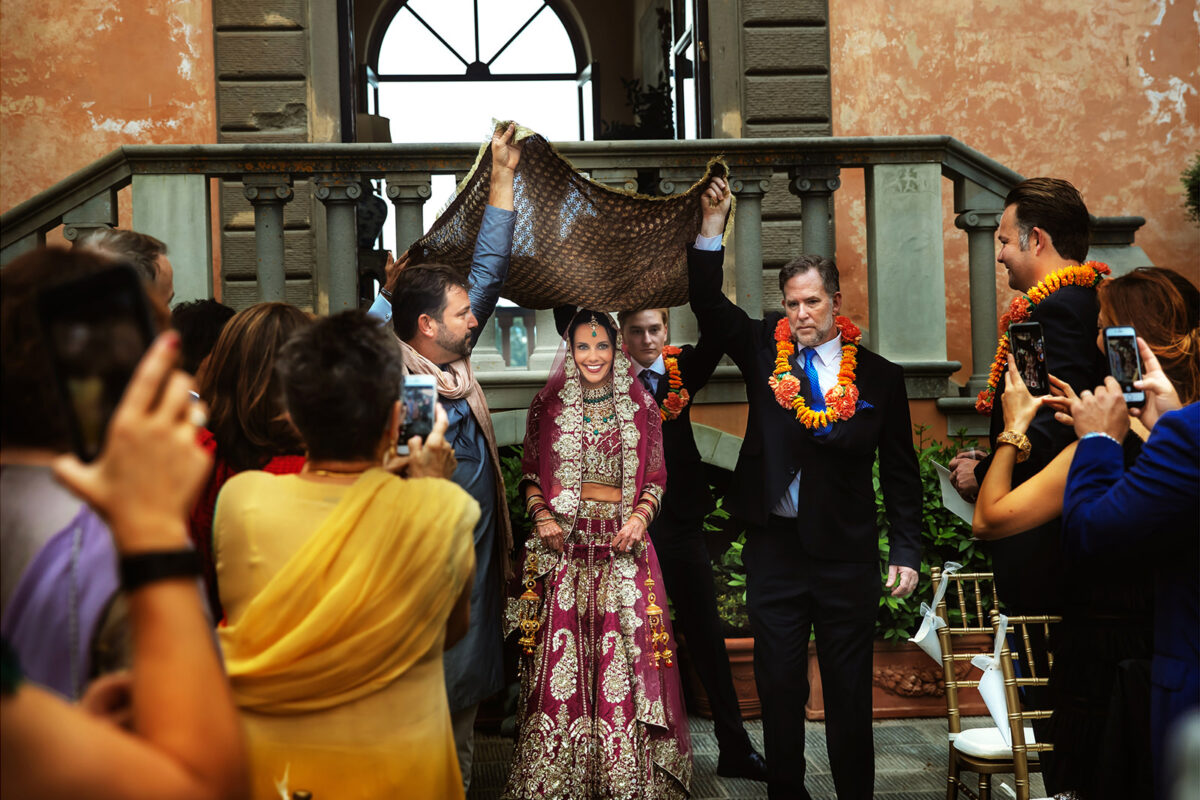 Matrimonio indiano in Toscana: l’atmosfera della campagna, i colori e le tradizioni