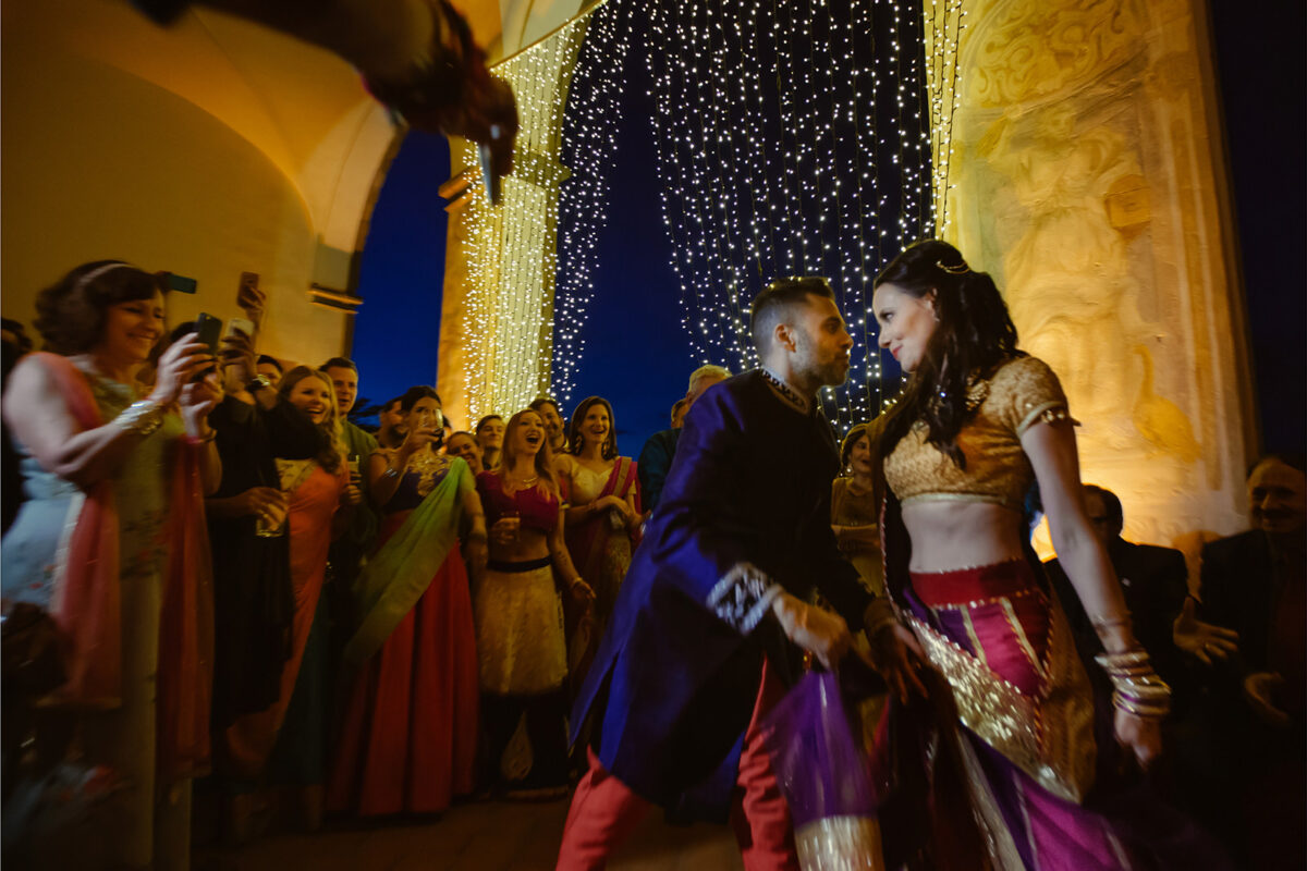 Matrimonio indiano in Toscana: l’atmosfera della campagna, i colori e le tradizioni