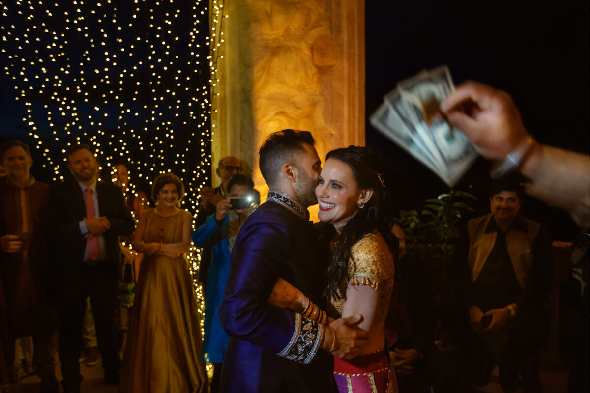 Matrimonio indiano in Toscana: l’atmosfera della campagna, i colori e le tradizioni