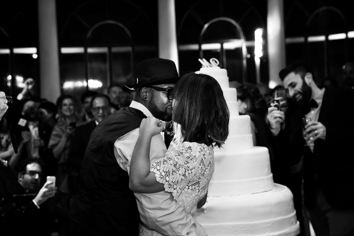 Valentina and Mijlous wedding in Puglia: timeless charm