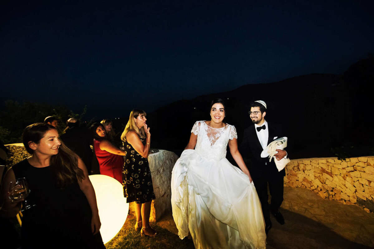 Nozze ebraiche tra gli ulivi della Puglia