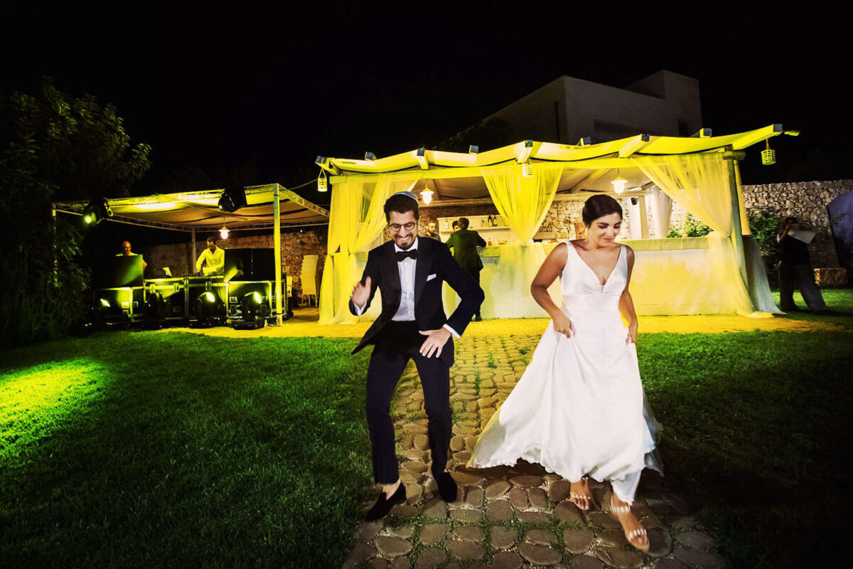 Nozze ebraiche tra gli ulivi della Puglia