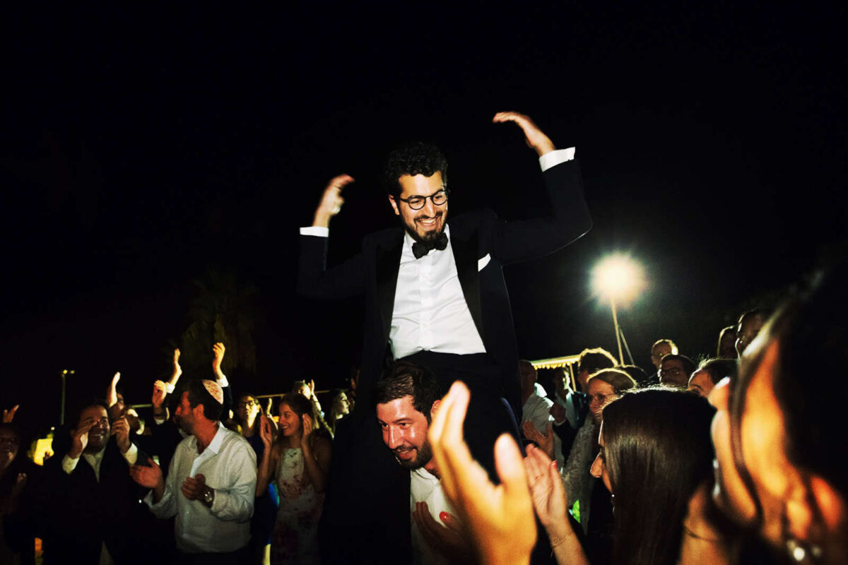 Nozze ebraiche tra gli ulivi della Puglia