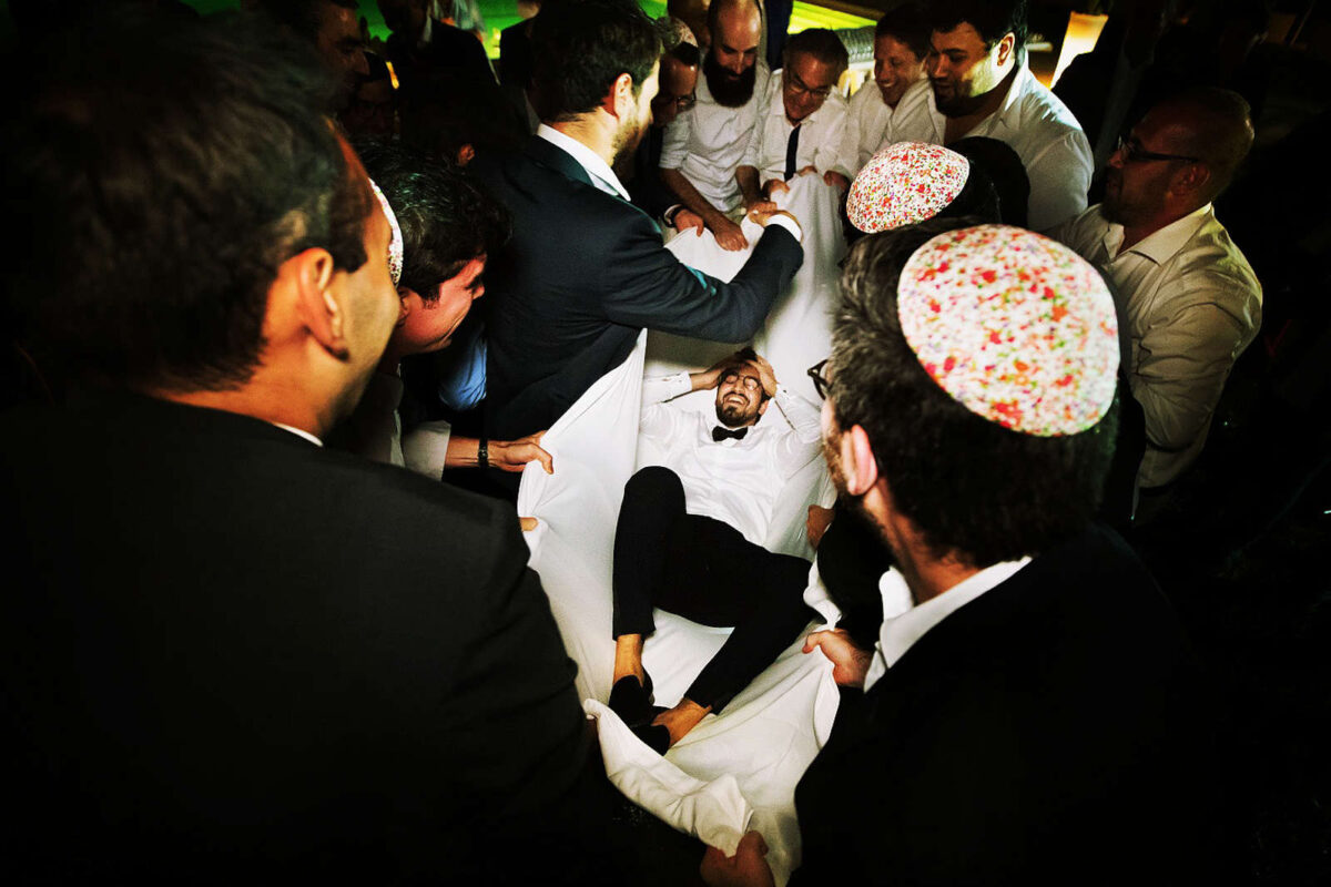 Nozze ebraiche tra gli ulivi della Puglia