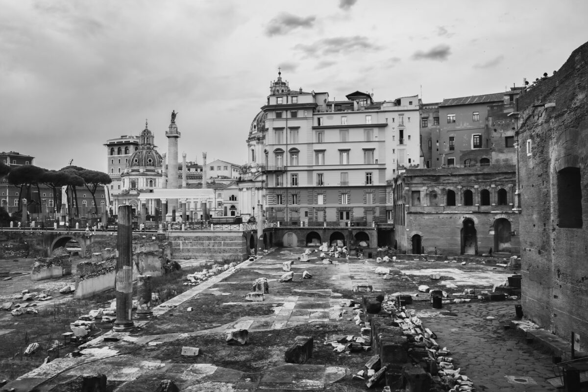 Rome Elopement: Intimate Wedding at Villa Borghese & Hotel Locarno